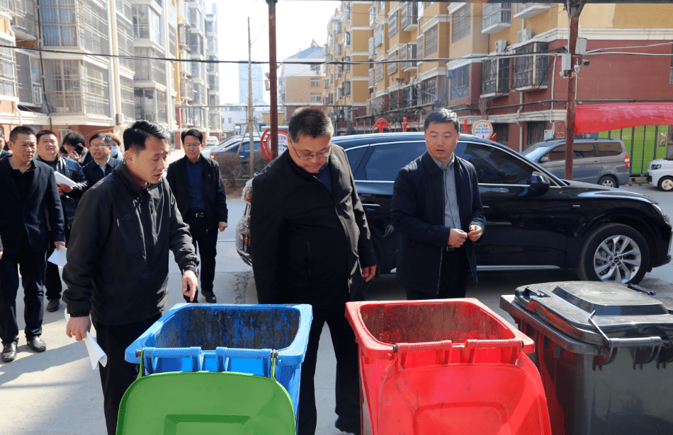 单县综合行政执法局:开展"步行全城 丈量文明"活动