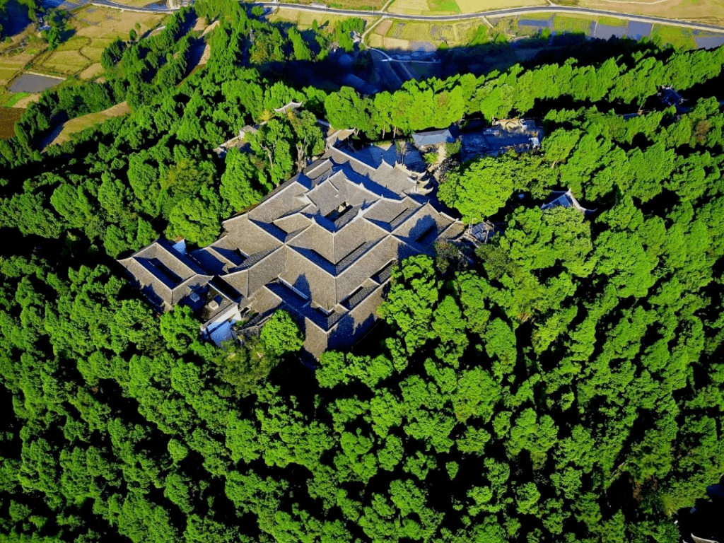 溪口高峰山风景区图片