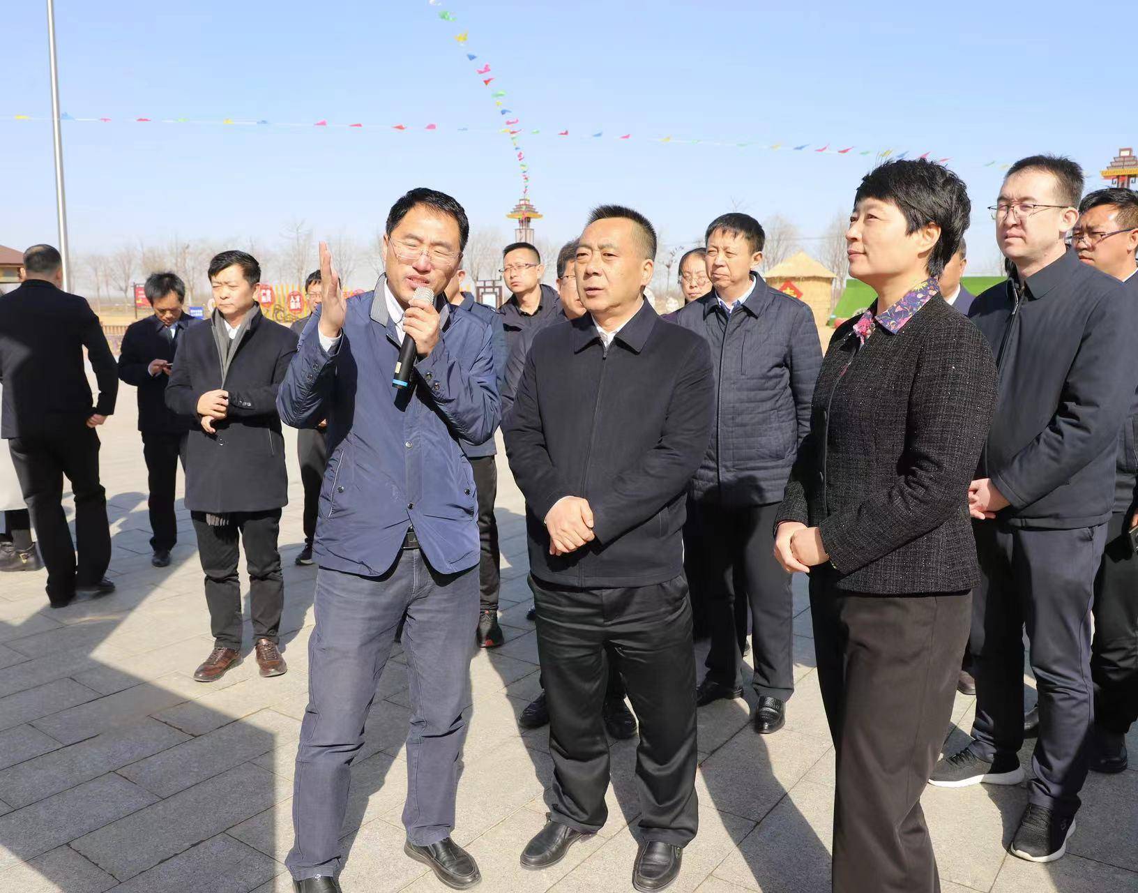 王新强带领武山县党政代表团在天津宝坻区考察对接