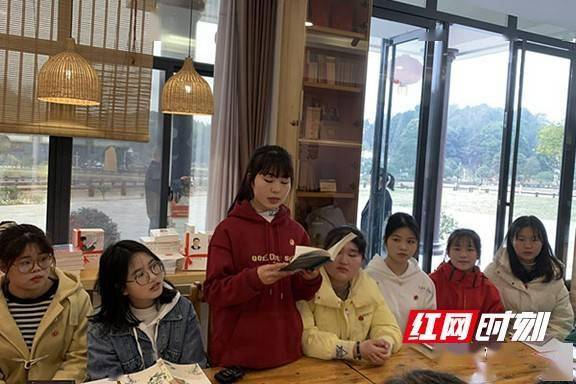 益阳医专：打卡清溪书屋 开启悦读之旅