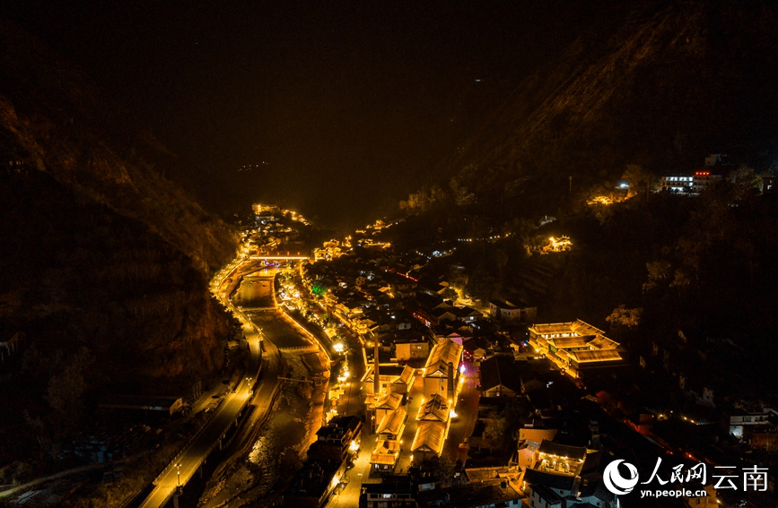 人民网首页高清大图推介黑井古镇夜景_盐都_特色_千年