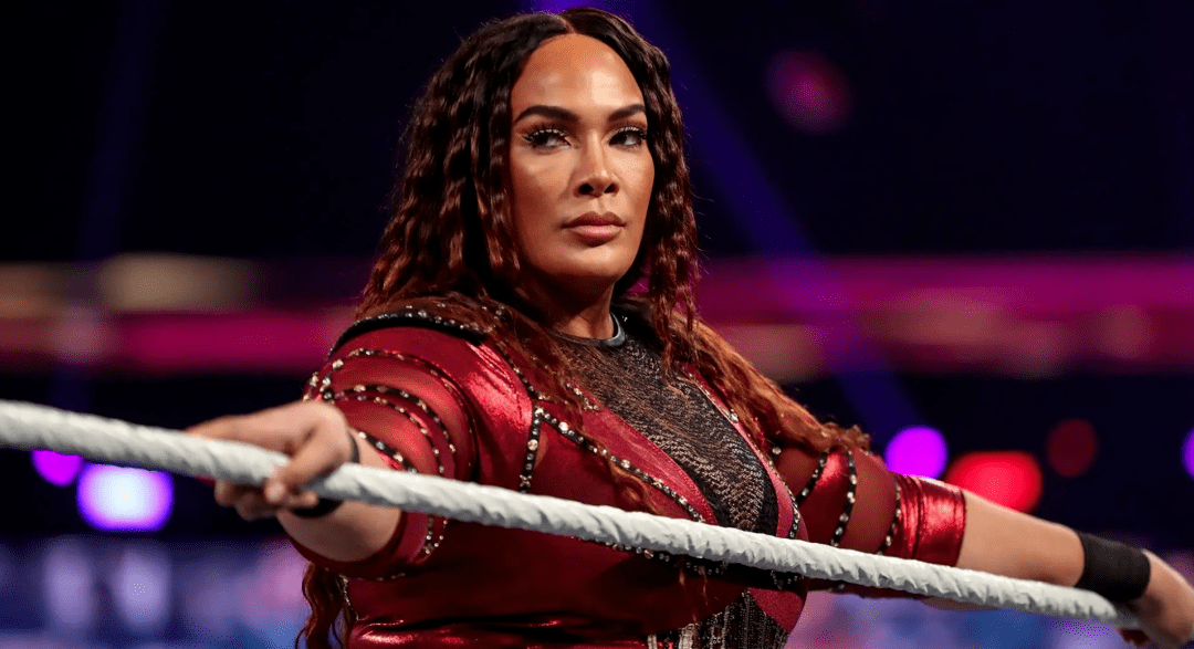 前wwe老将希望保罗海曼将他引进名人堂,奈亚贾克斯高中照片曝光,娇小