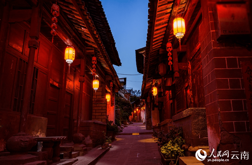 人民网首页高清大图推介黑井古镇夜景_盐都_特色_千年