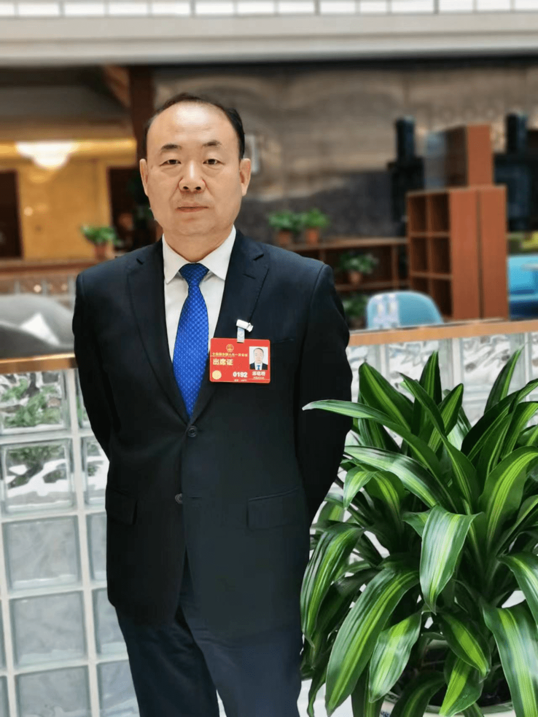 交通水运代表委员热议政府工作报告_创新_科技_方面