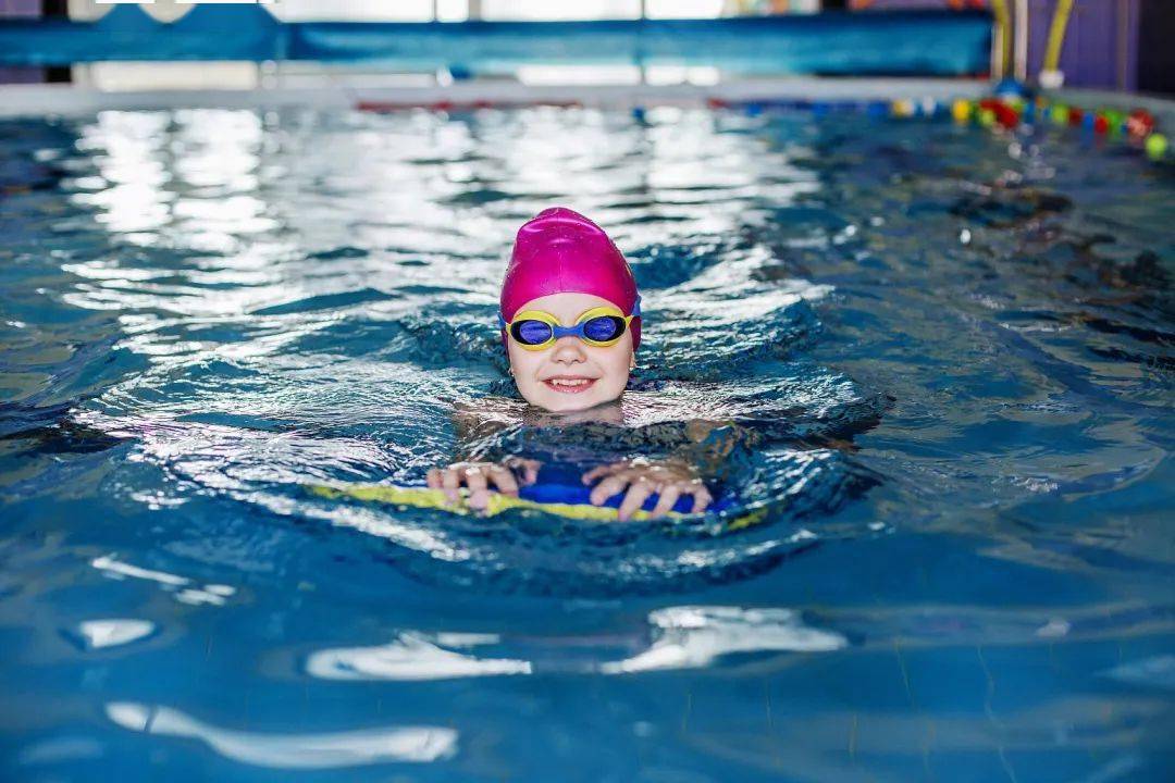 12岁内儿童的游泳指南_孩子_动作_家长
