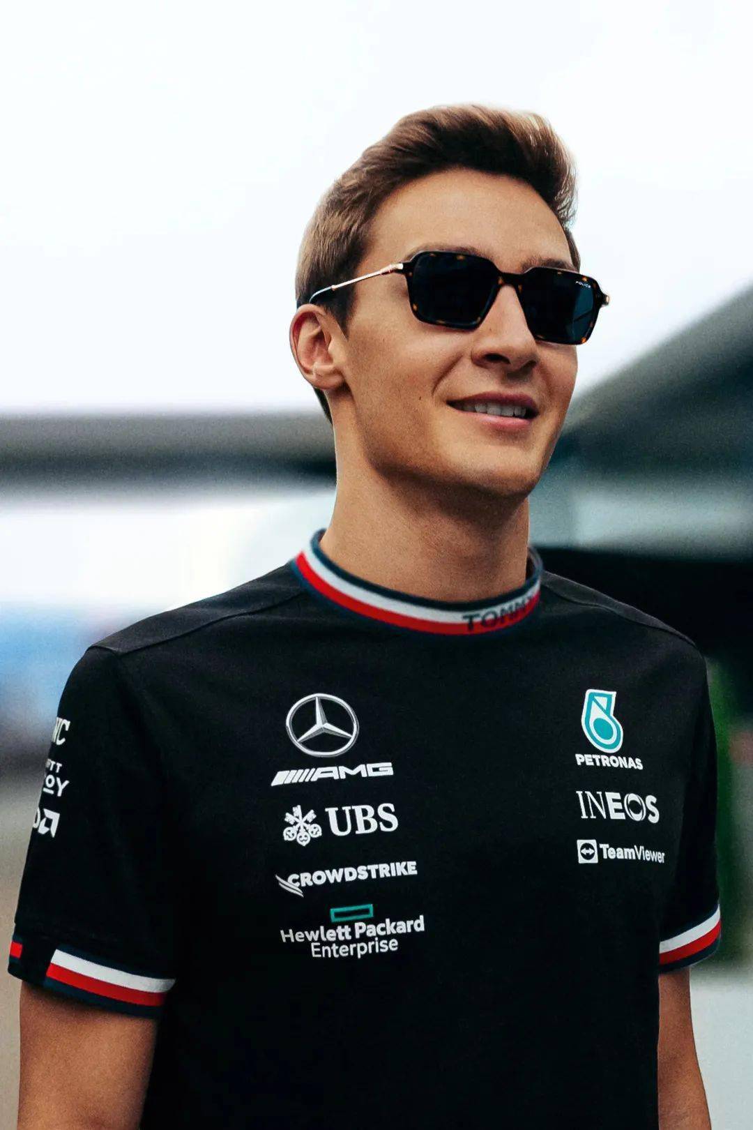 官宣| police 连续第五年续签与梅赛德斯- amg petronas一级方程式车