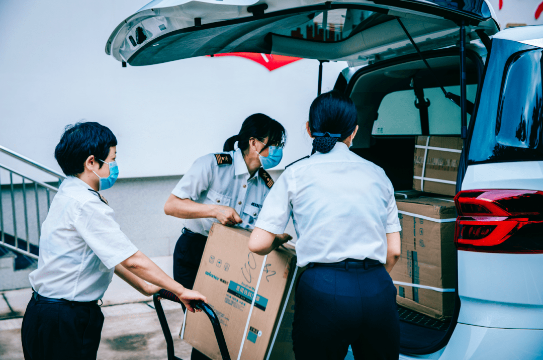 全国三八红旗集体 | 比热带雨林热热热的,是勐腊海关保障科姑娘们的
