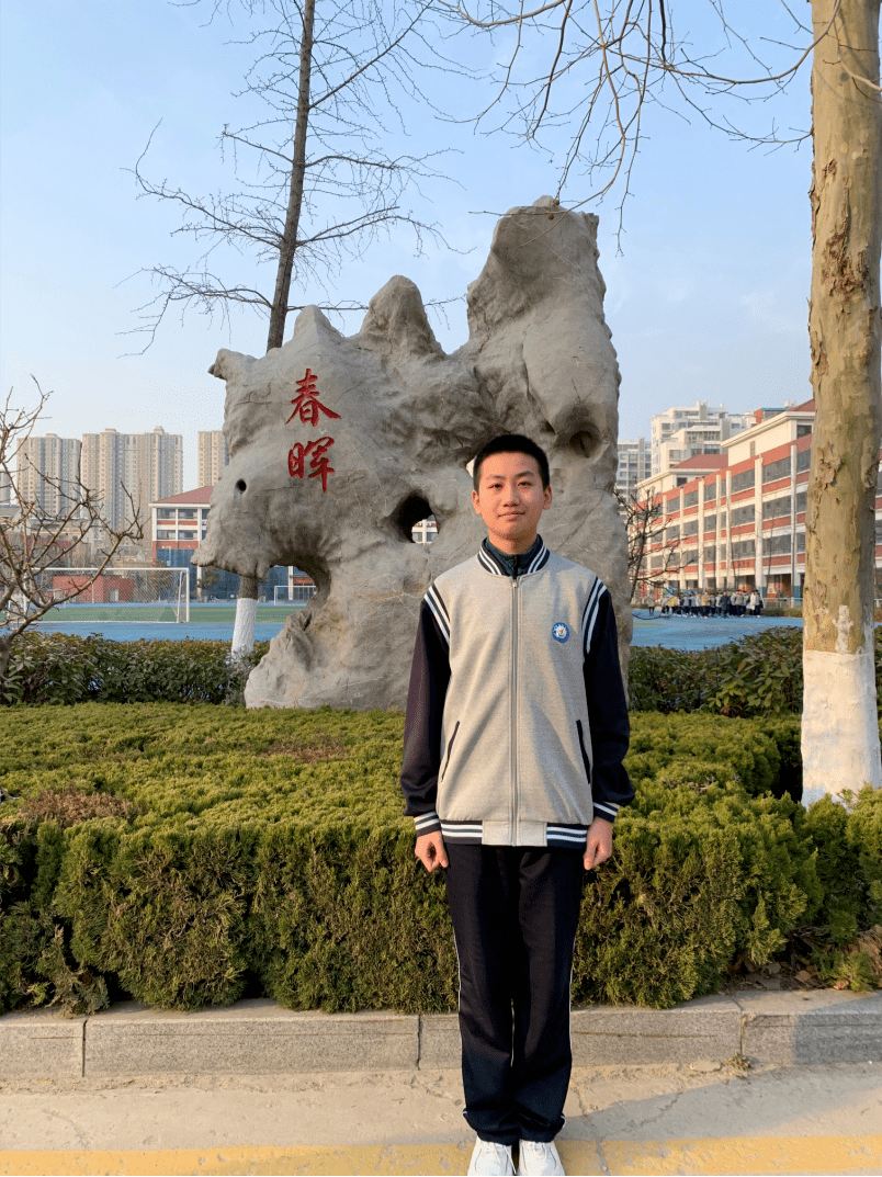 这名初中生被西安交大录取!_徐梓程_大学生_青少年