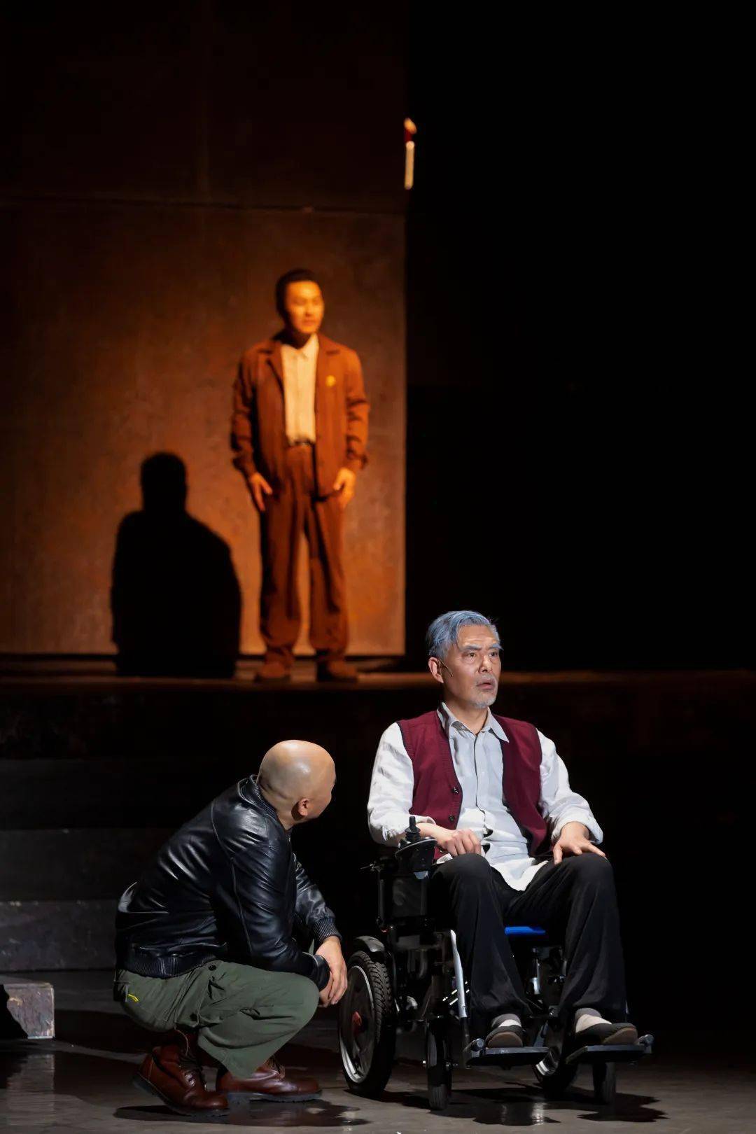 对于父辈曾参加过三线建设的演员孔斐来说,每一场演出都是一次时光