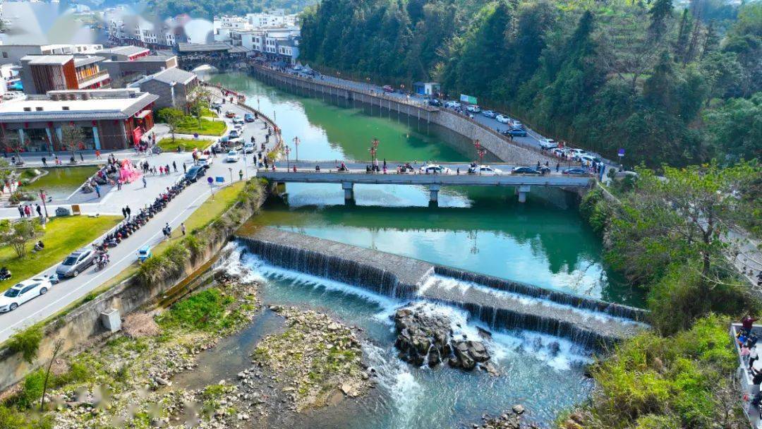 粤港澳大湾区游客蜂拥入信宜,将迎来大发展._钱排镇_双合村_建设