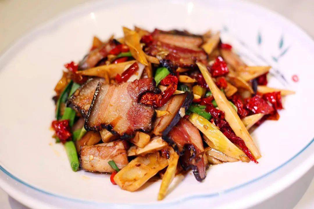 湖南人将家乡美食搬到镇平!真"湘"真过瘾!_辣椒_腊肉_鱼香肉丝