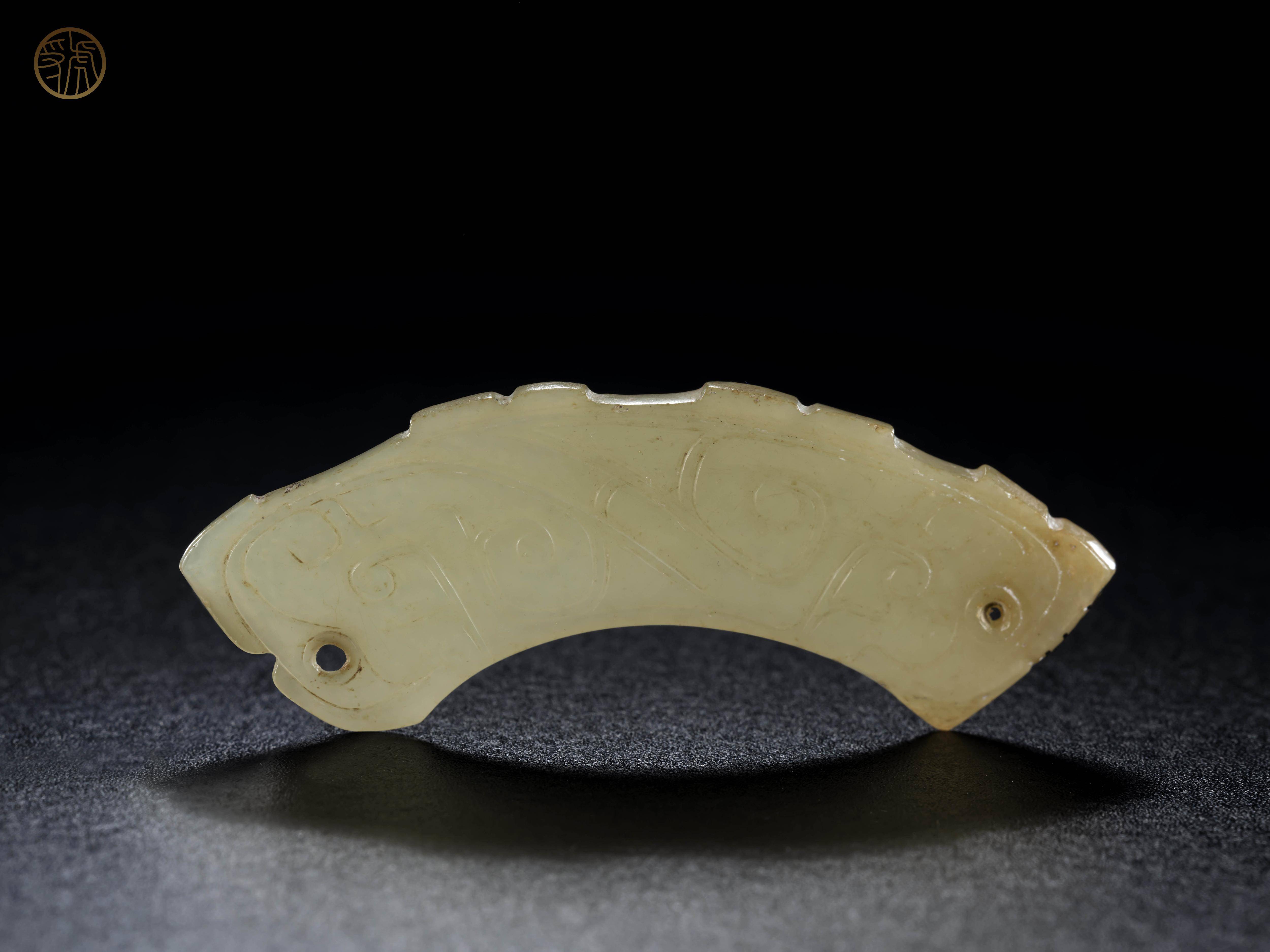 指尖上的国宝83丨西周虢国尖尾双龙纹玉璜_分之一_造型_圆弧形