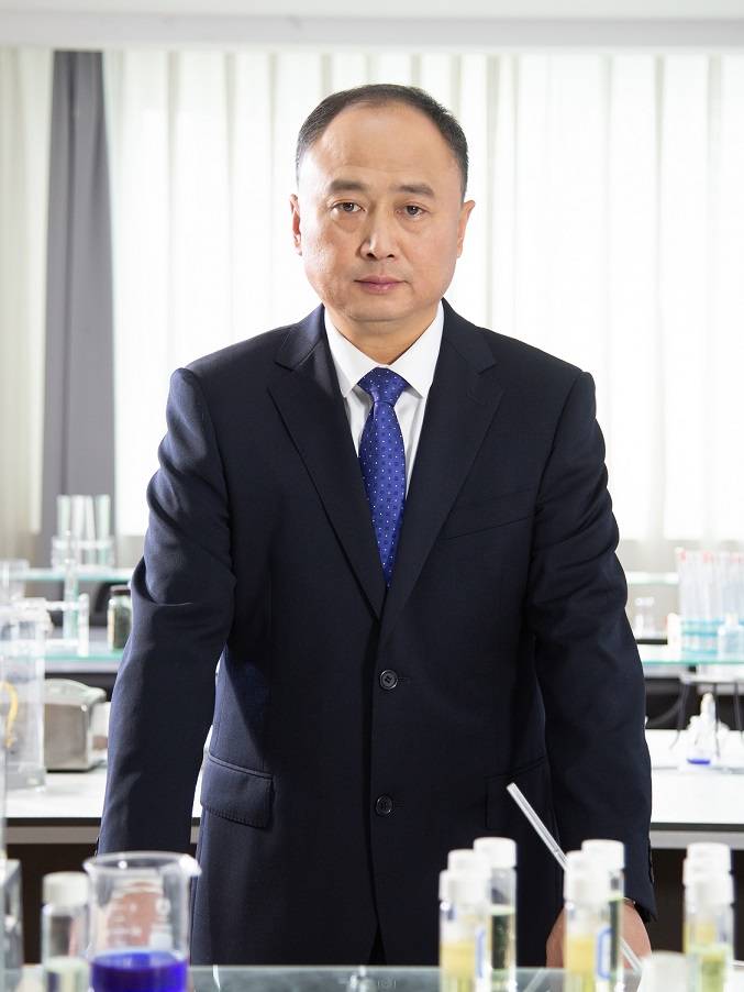 全国人大代表,安琪酵母董事长熊涛建议 建设三峡地区绿色低碳发展示范