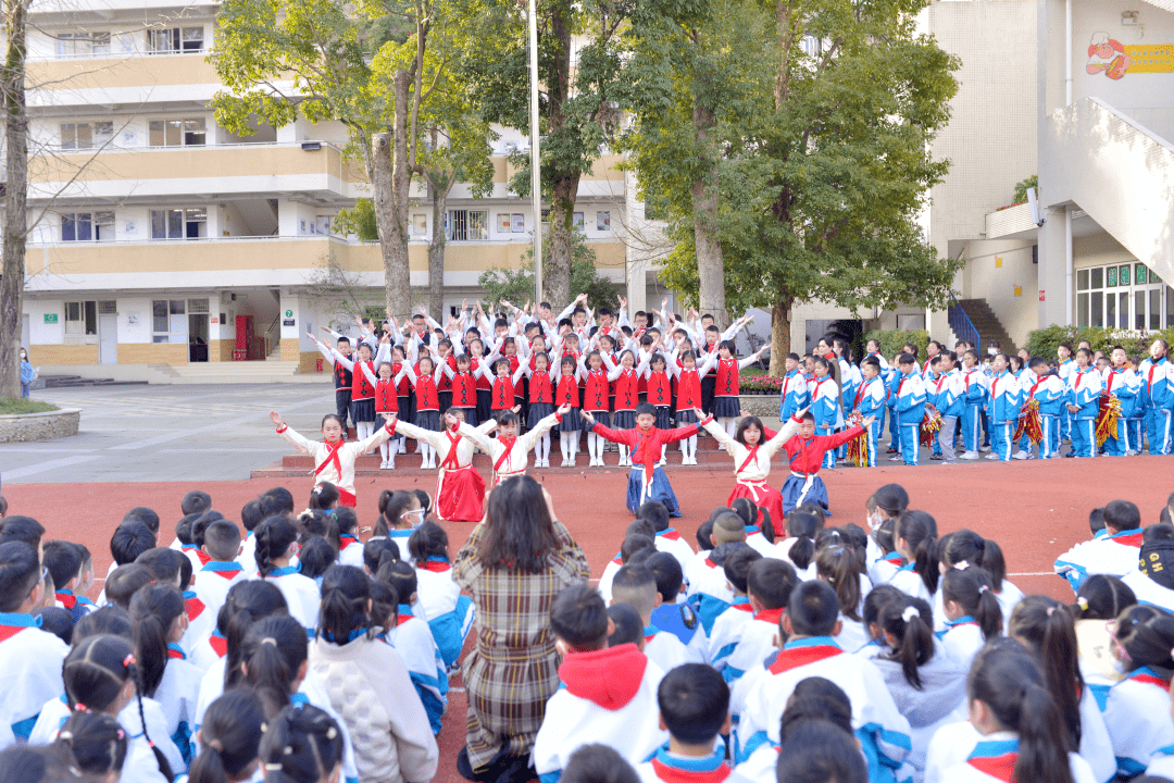 秉承“五好”目的 提拔办学品量（十七）