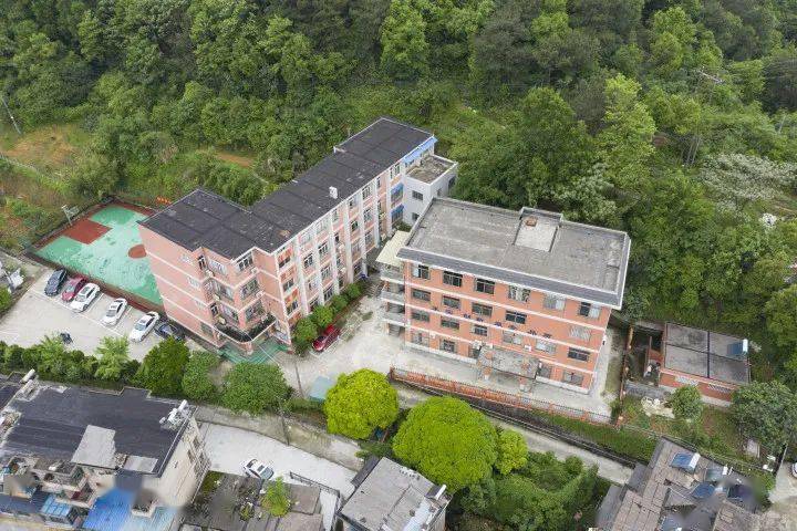 桐庐县徐凝小学