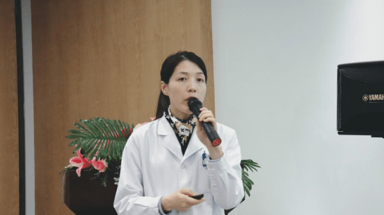 曹丹敏《青光眼的分类与诊疗》接着是眼科仪器功能检查实操环节,由