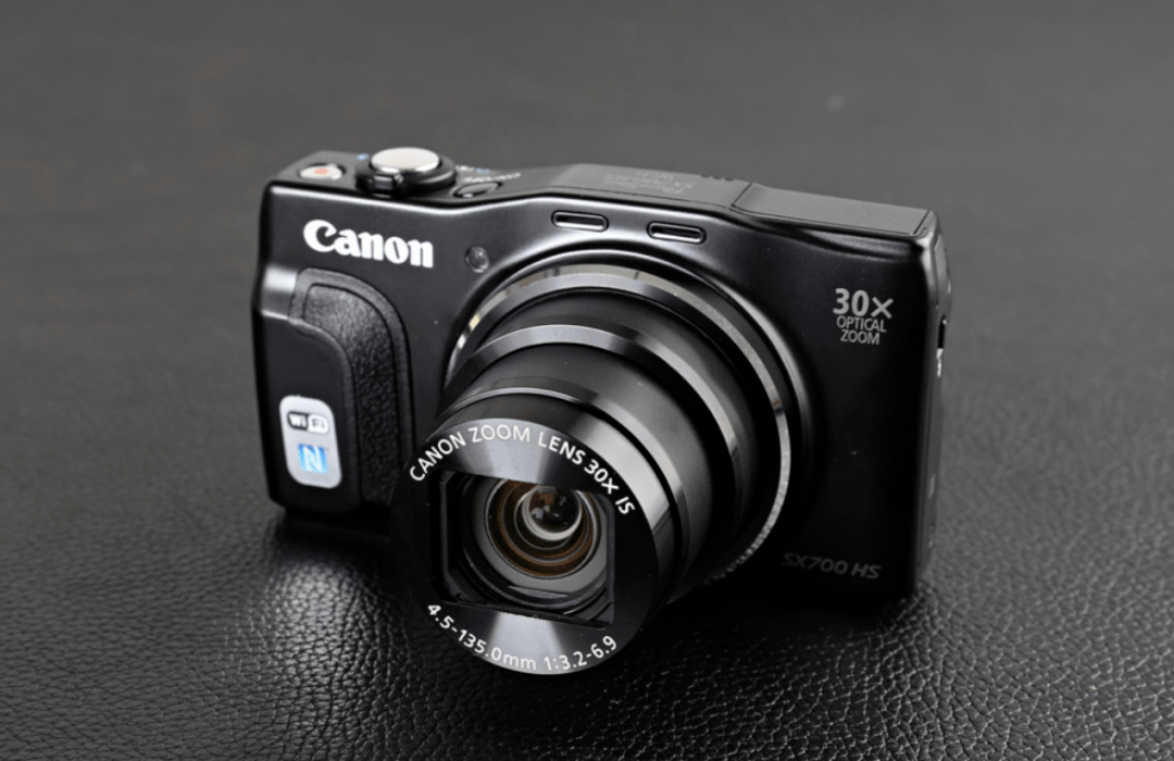 魔幻的市场,9年前发布的相机居然还在卖_索尼_摄影_镜头