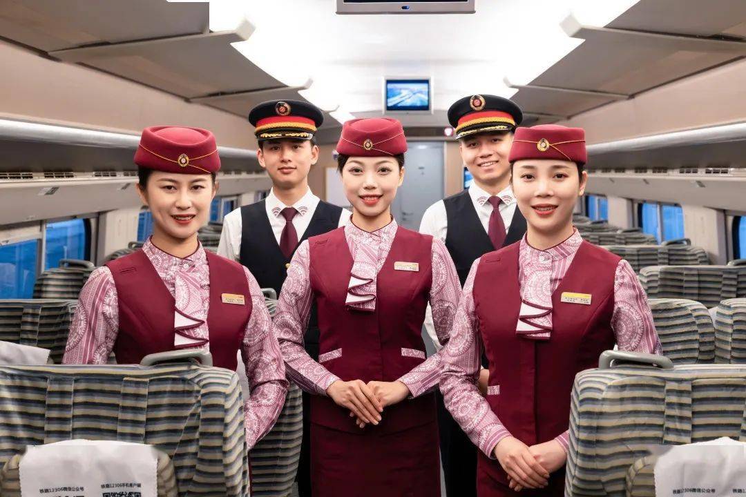 新一批进港动姐动哥即将亮相!_列车_南宁_旅客