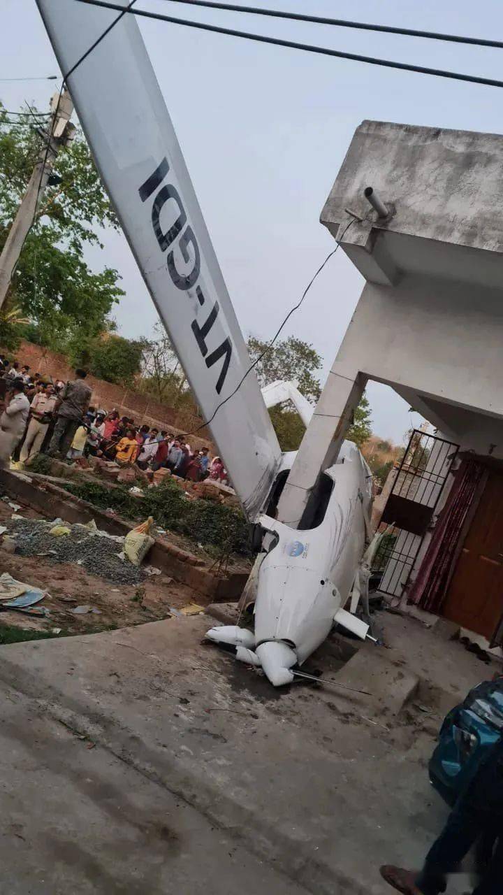 波音777-300er客改货首飞;空中严重颠簸;坠机_民航_飞机_乘客