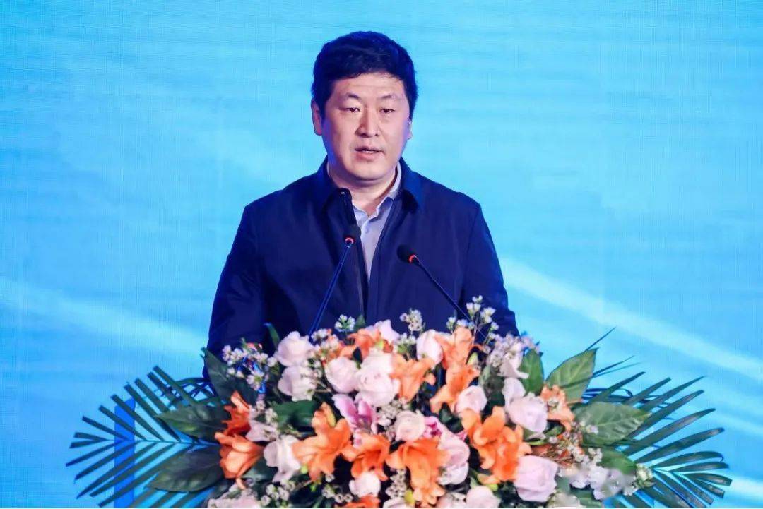 大连市卫生健康委邢军副主任在致辞中指出,大连的医改之路正是"变革与