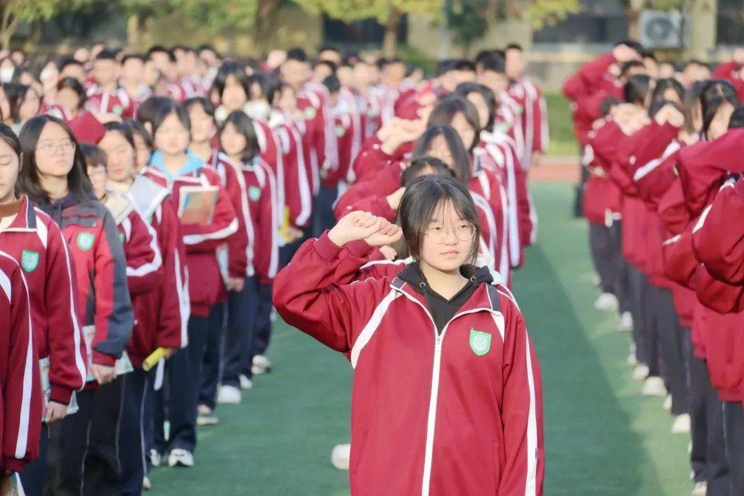 汉中市仁德学校举行第八周主题升旗仪式