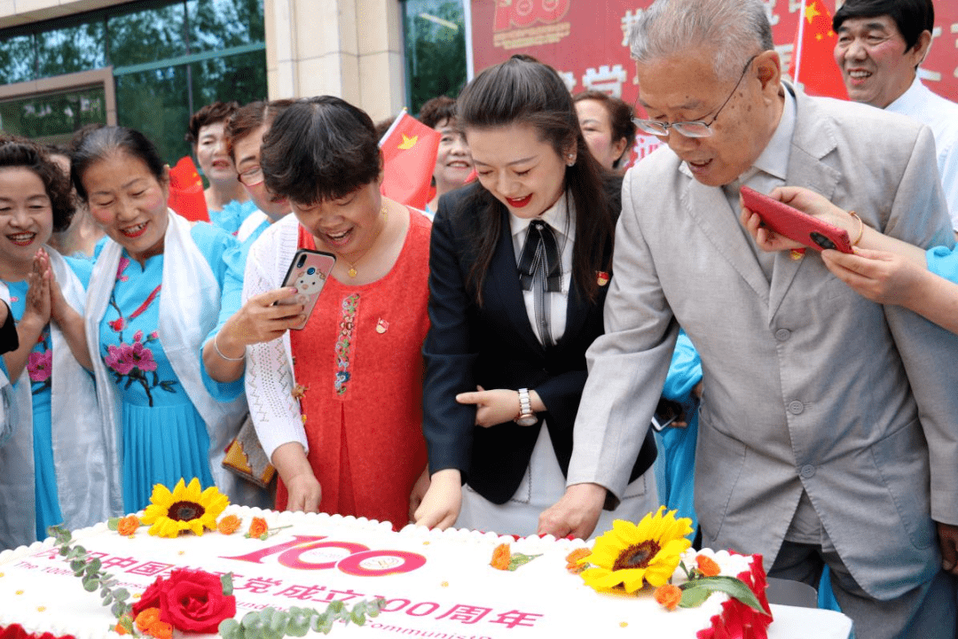 全国民主法治示范社区丨文亭巷社区：服膺嘱托 笃行不怠 法治护航绘就下层治理幸福底色