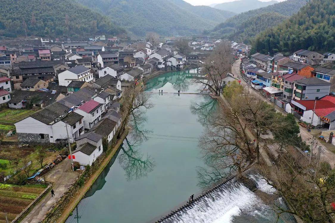 宁波乡村旅游首选地,鹿亭中村_陆鲁望_四明山_余姚市