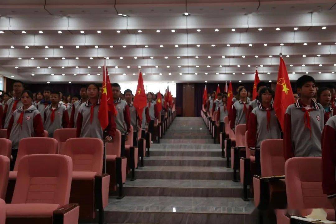 张沙蚌复审 | 陈绍晖终审 | 和庆媛来源 | 丽江市第二中学投稿邮箱