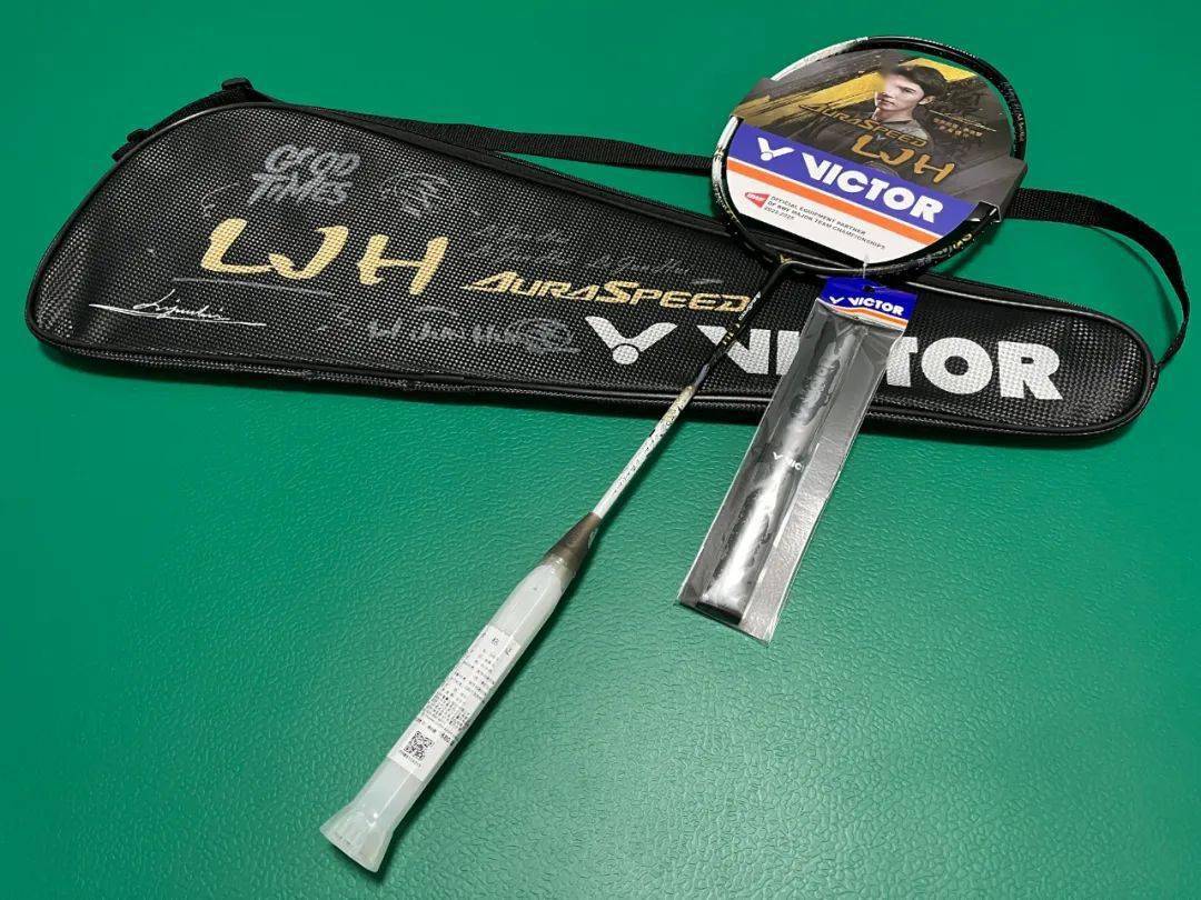 神速-李俊慧首测丨融"慧"新时尚,"俊"逸新风采_球拍_mm_笔者
