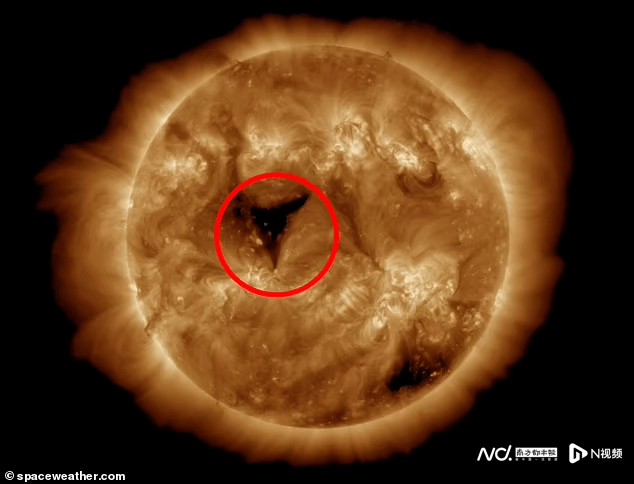 太阳出现第二个巨洞，比地球大20倍，释放太阳风或摧毁卫星