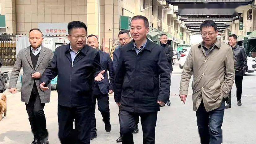 市直机关工委书记潘炳云,兴仁市人民政府副市长李长春,兴仁市投资促进