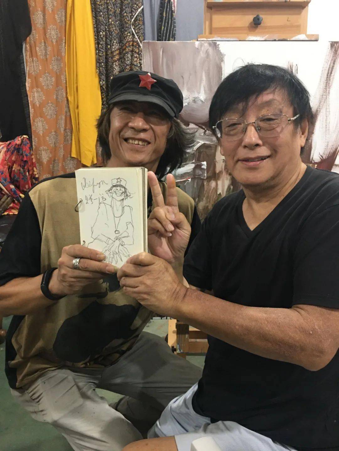 【写生啦】俞晓夫,赵培智写生同一模特_油画_通道_艺术