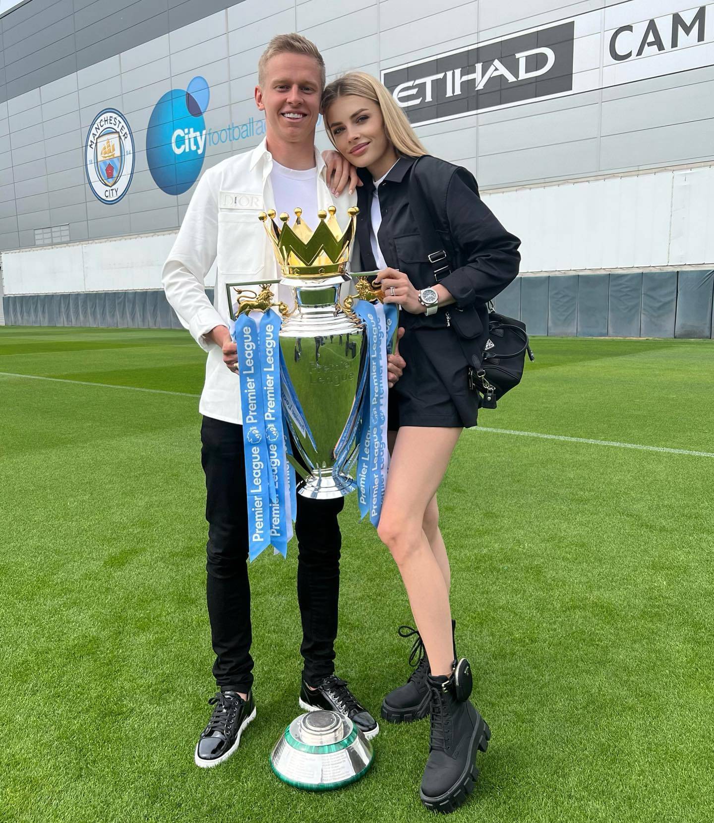 津琴科凌晨穿内裤求婚妻子同意只因自己是乌克兰布拉德-皮特