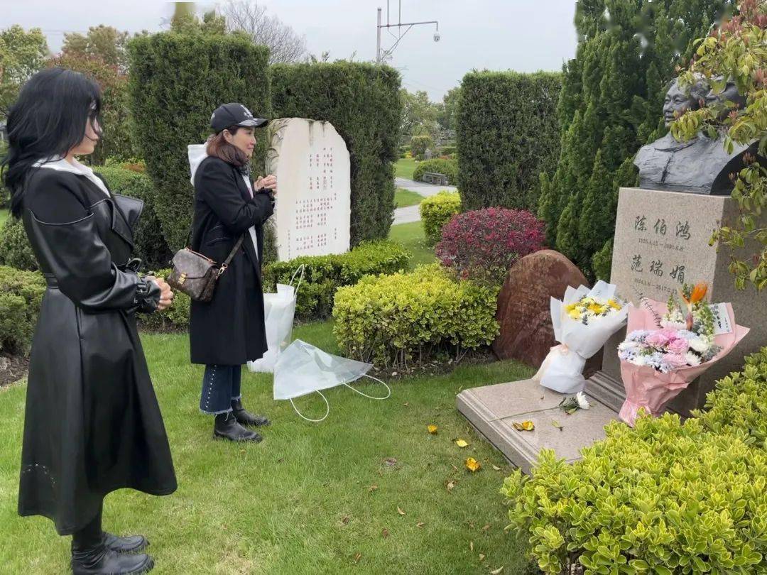 为范瑞娟,徐玉兰,金采风,周宝奎,徐进,黄沙,尹桂芳,戚雅仙,毕春芳