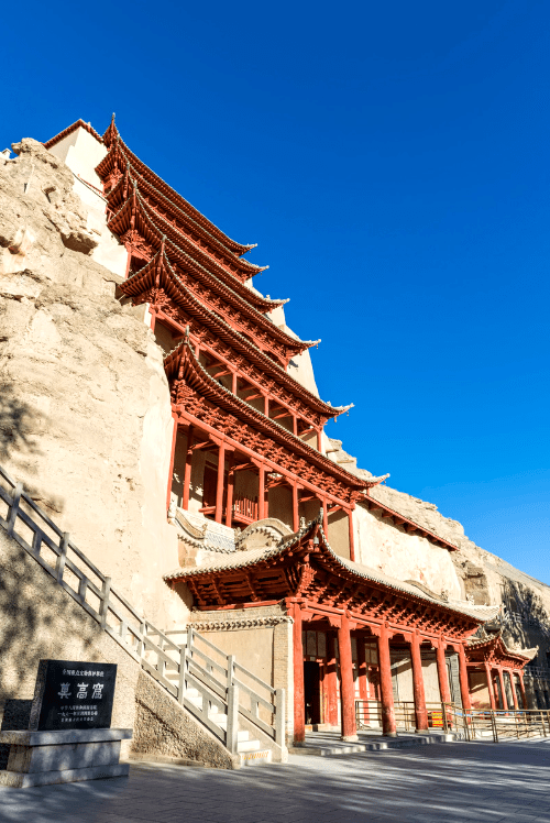 西宁驴哥|一趟青甘大环线,满足你对大西北旅行的所有幻想_敦煌莫高窟