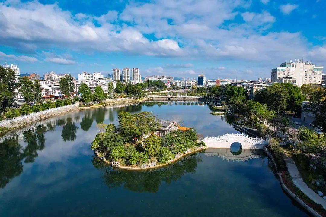 市兒童公園,市圖書館,東源縣科技館,龍川縣綠油花果樹小鎮,紫金縣大