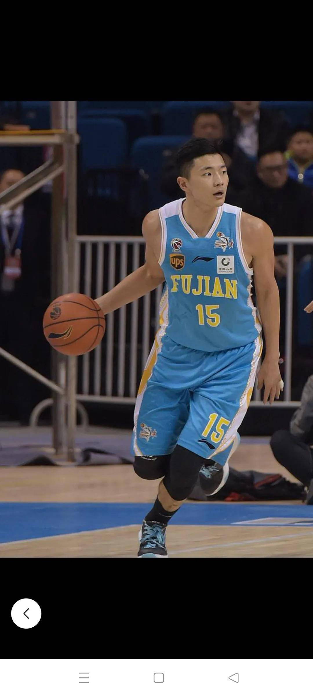 即便是身高只有1米78的徐杰都能发挥三分射手的作用,陈林坚要是加盟