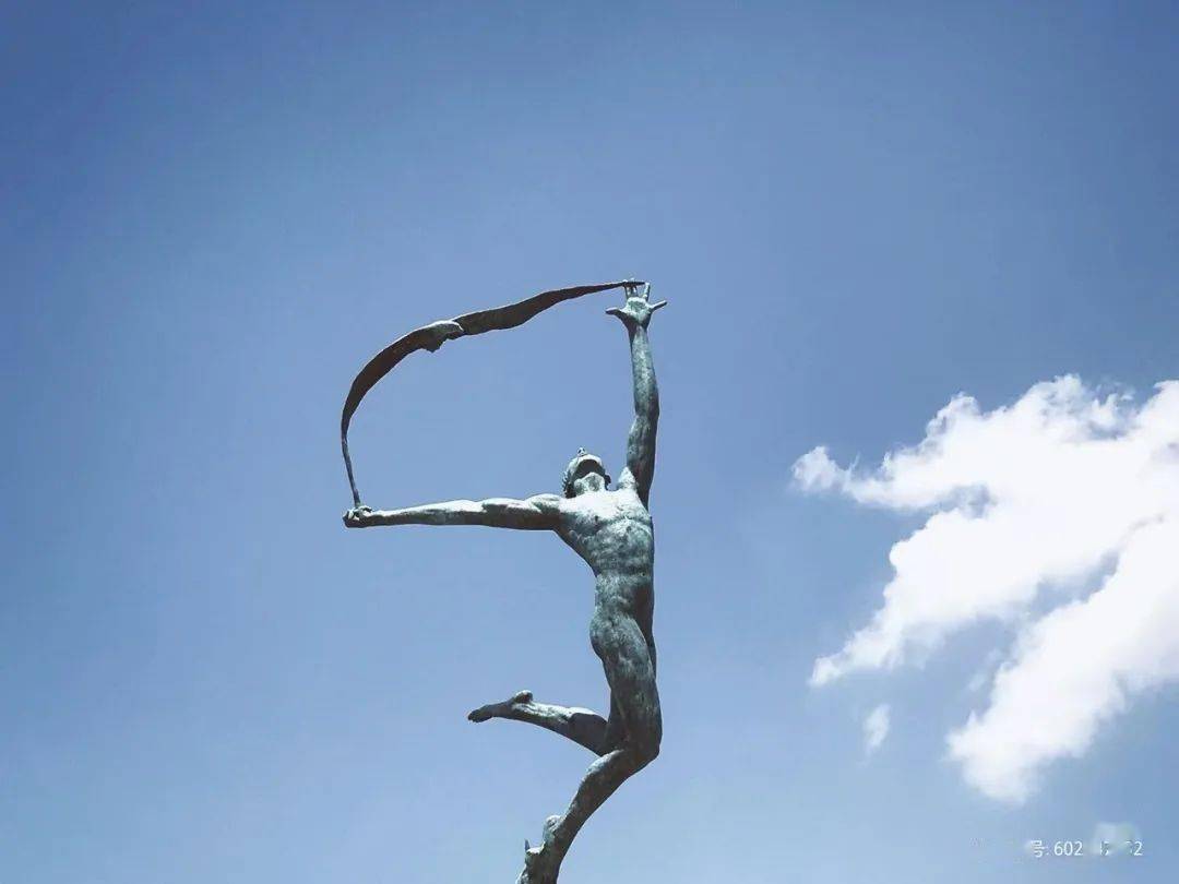 雕塑及绘画作品集中展示了著名艺术家魏小明的建筑面积3500平方米位于