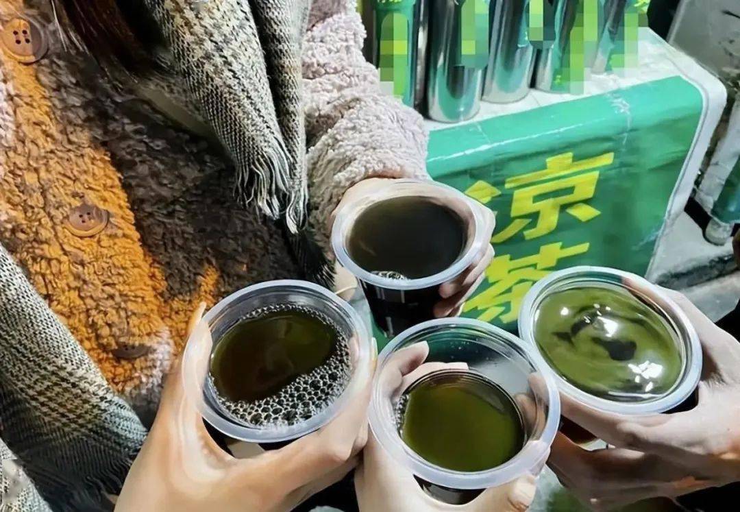 最适合广西人体质的饮料,那还得是凉茶!下火又好喝,很难不爱!