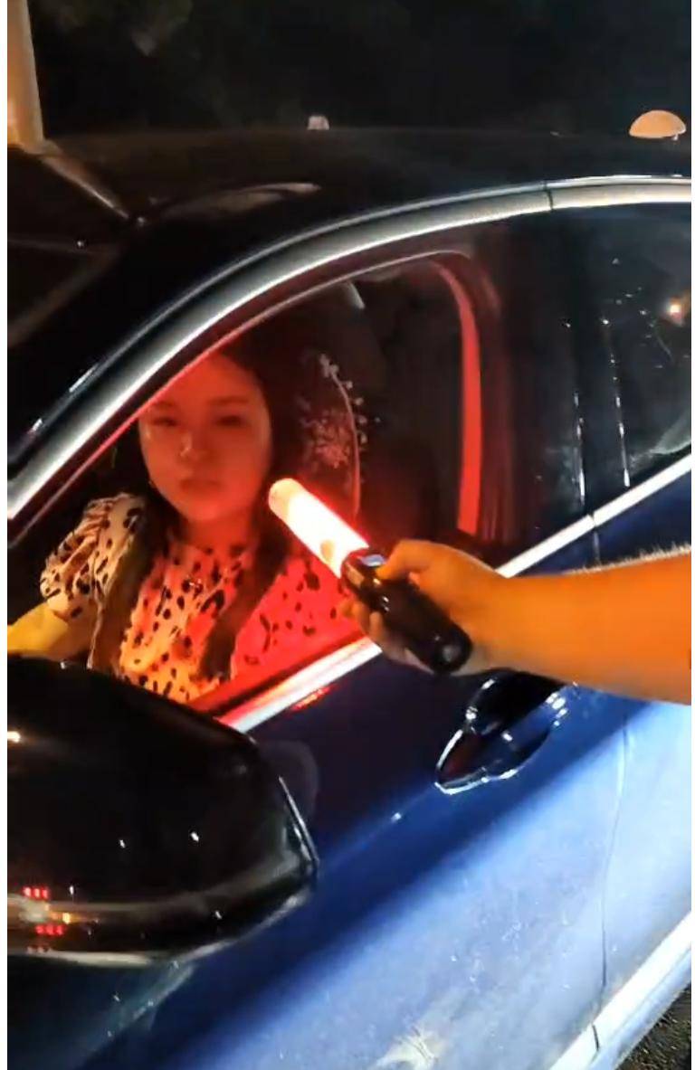 娄底宝马女司机醉驾拖拽案开庭:受害者丈夫拒谅解,要求公平审判_肖某