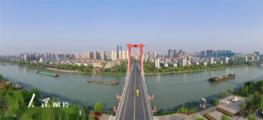 江苏宿迁:京杭大运河春季运输忙_宿豫_货船_景象