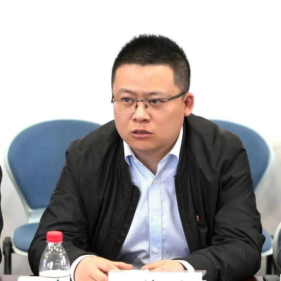 肖俊峰曲阳路街道办事处副主任肖主任分享了三点思考:一是提高发展