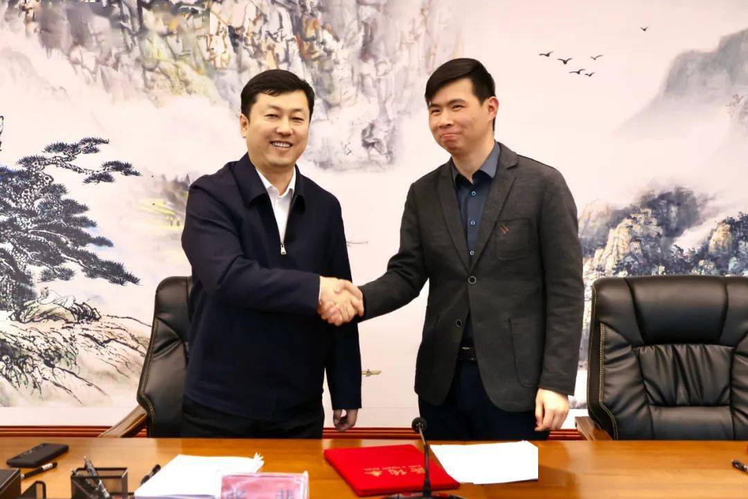 刘志浩出席新能源乡村振兴项目战略合作框架协议签约仪式_发展_区人民