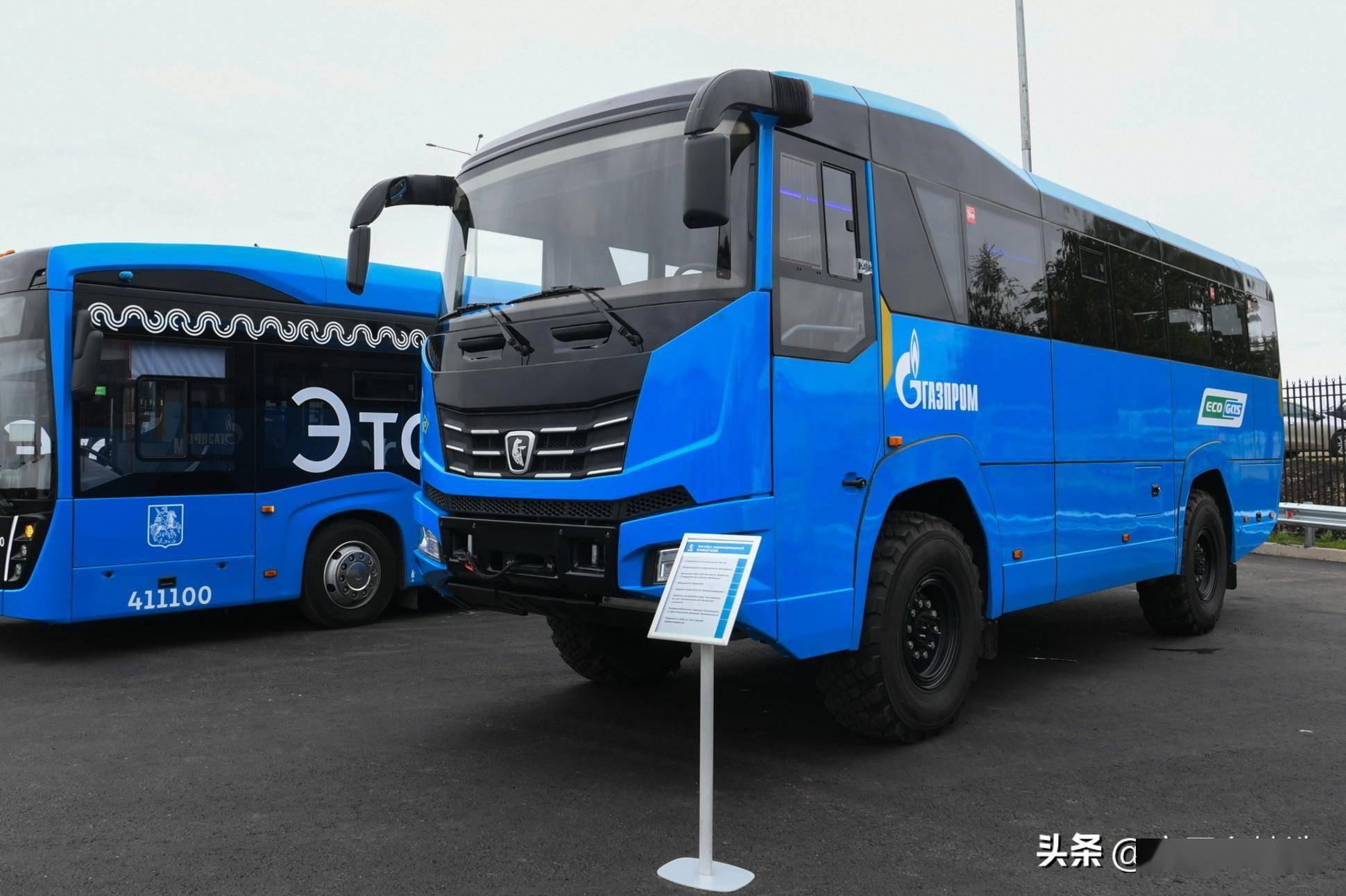 满载32人 带着一车人去越野 卡玛斯6250越野客车了解一下?