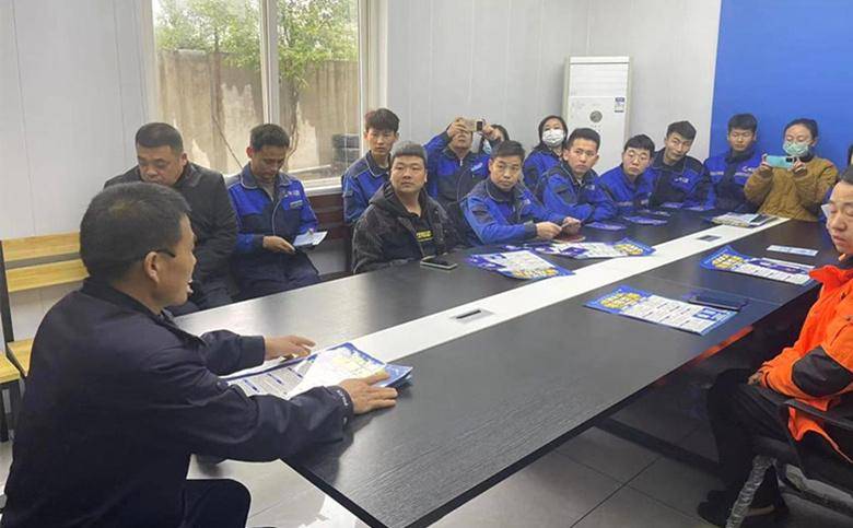 “反诈宣传”进企业 联袂共护“钱袋子”