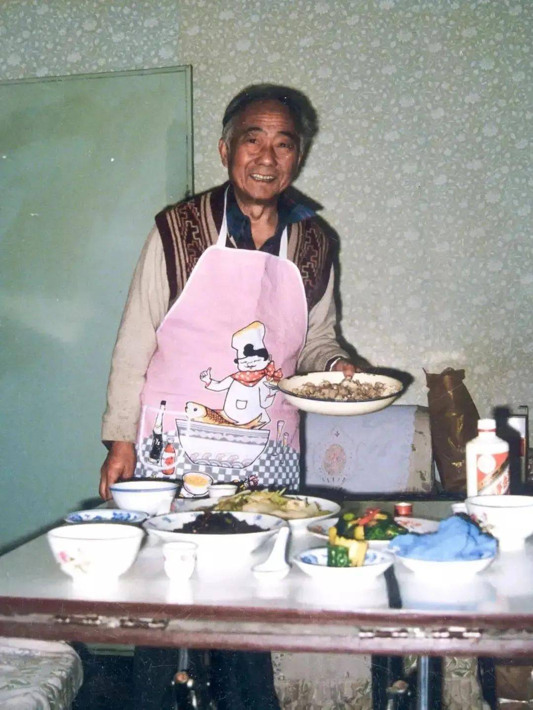 汪曾祺与美食文化_先生_高邮_茨菇