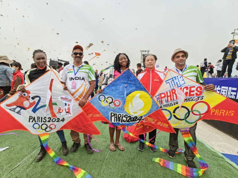 风筝卷上天！“云门酱酒杯”第40届潍坊国际风筝会开“飞”