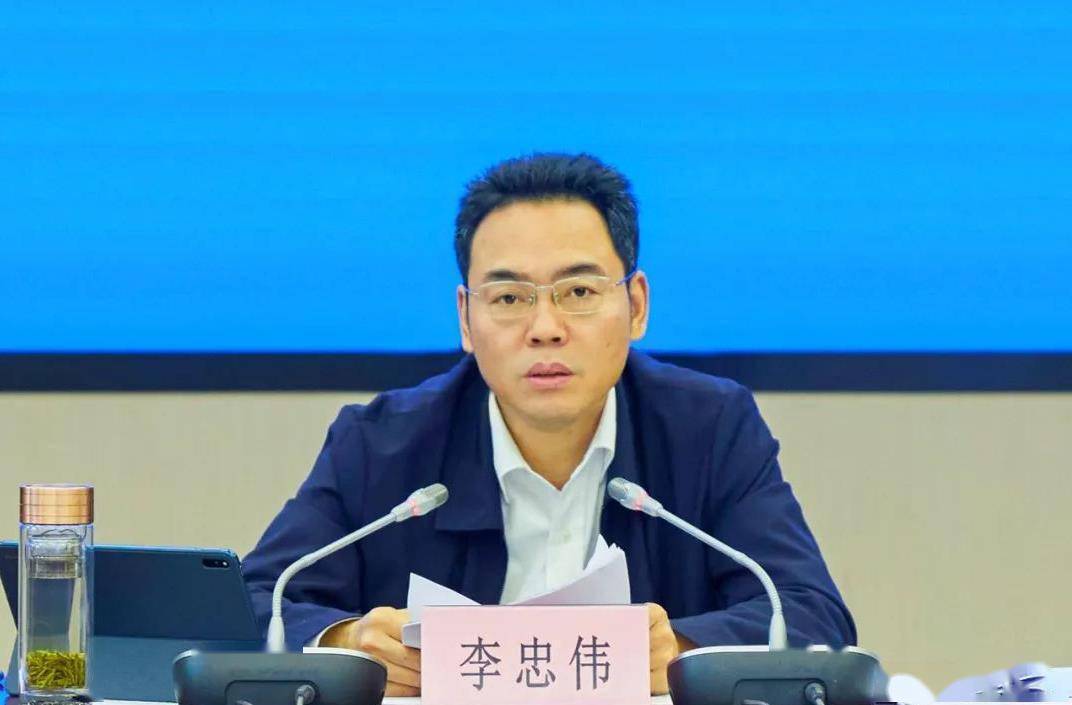 云和县委人才科技工作领导小组会议召开_创新_李忠伟_行动