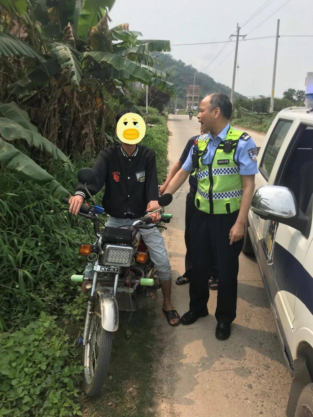 交警抓车图片搞笑图片