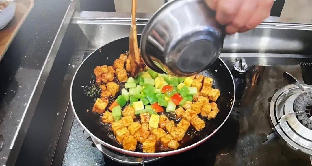 【美食淄博 · 食材丰富,博山炒八宝】_过油_炸豆腐_频道